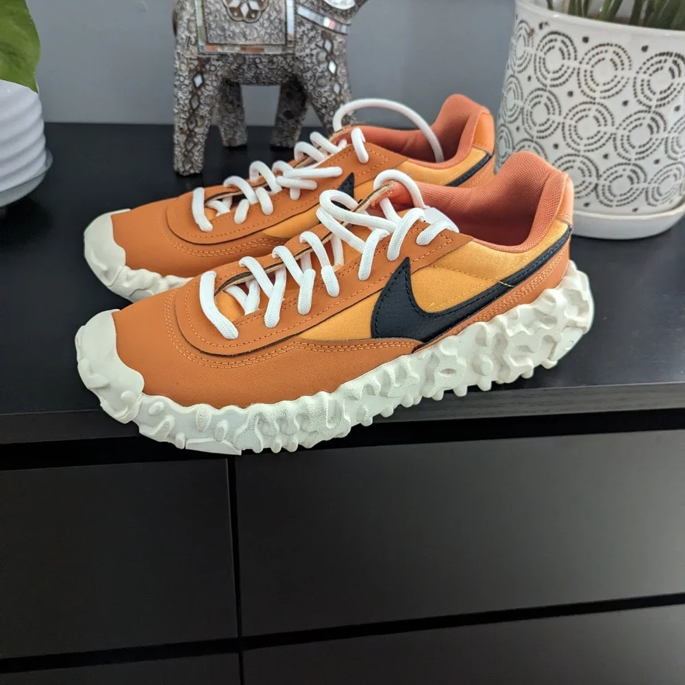 Nike Overbreak hot curry